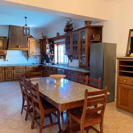 Βίλα Elegant In With Private Pool *